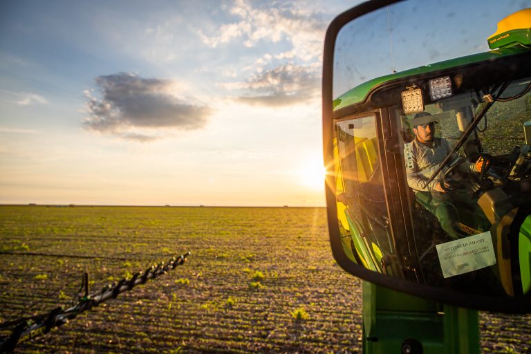 Brasil corre risco de falta de fertilizantes em 2026